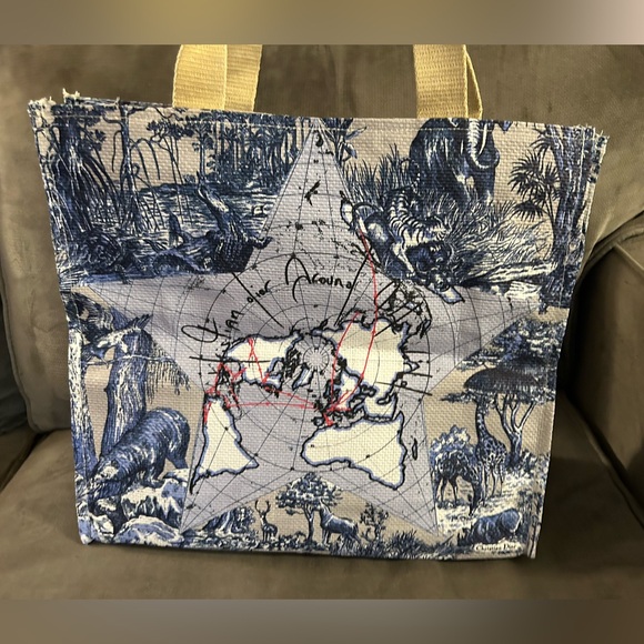 New DIOR Around The World Limited Edition Canvas Tote Bag Cream & Blue RARE - Picture 3 of 8